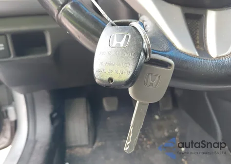 2008 Honda Accord 2.4 Ex-L z USA, uszkodzony, nr VIN 1HGCS118X8A027960